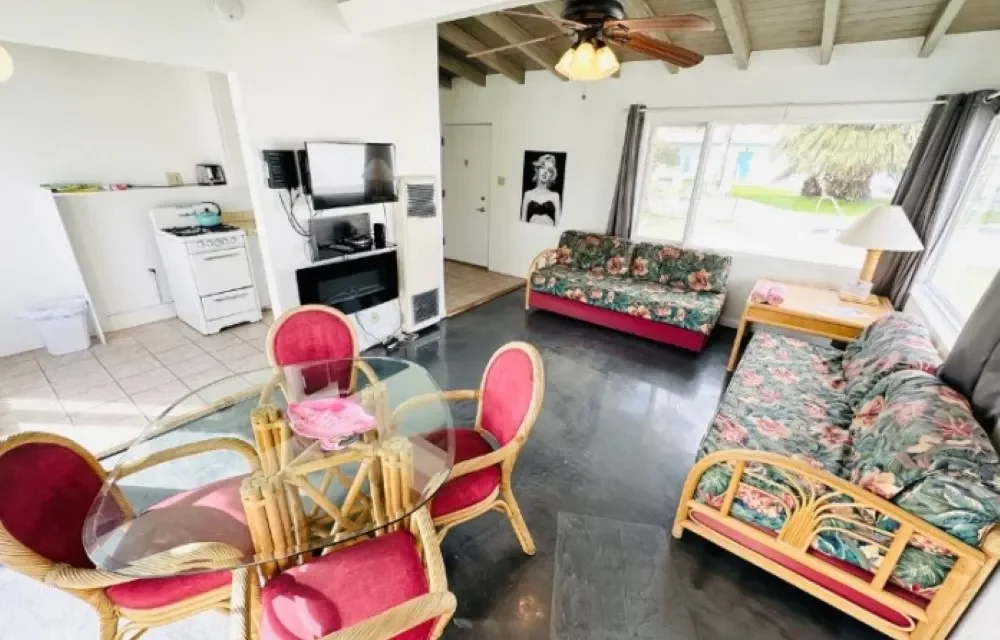 One Bedroom King Patio-Garden Bungalow Kitchen - XG at A Place In The Sun Garden Hotel One Bedroom King Patio-Garden Bungalow Kitchen - XG at A Place In The Sun Garden Hotel